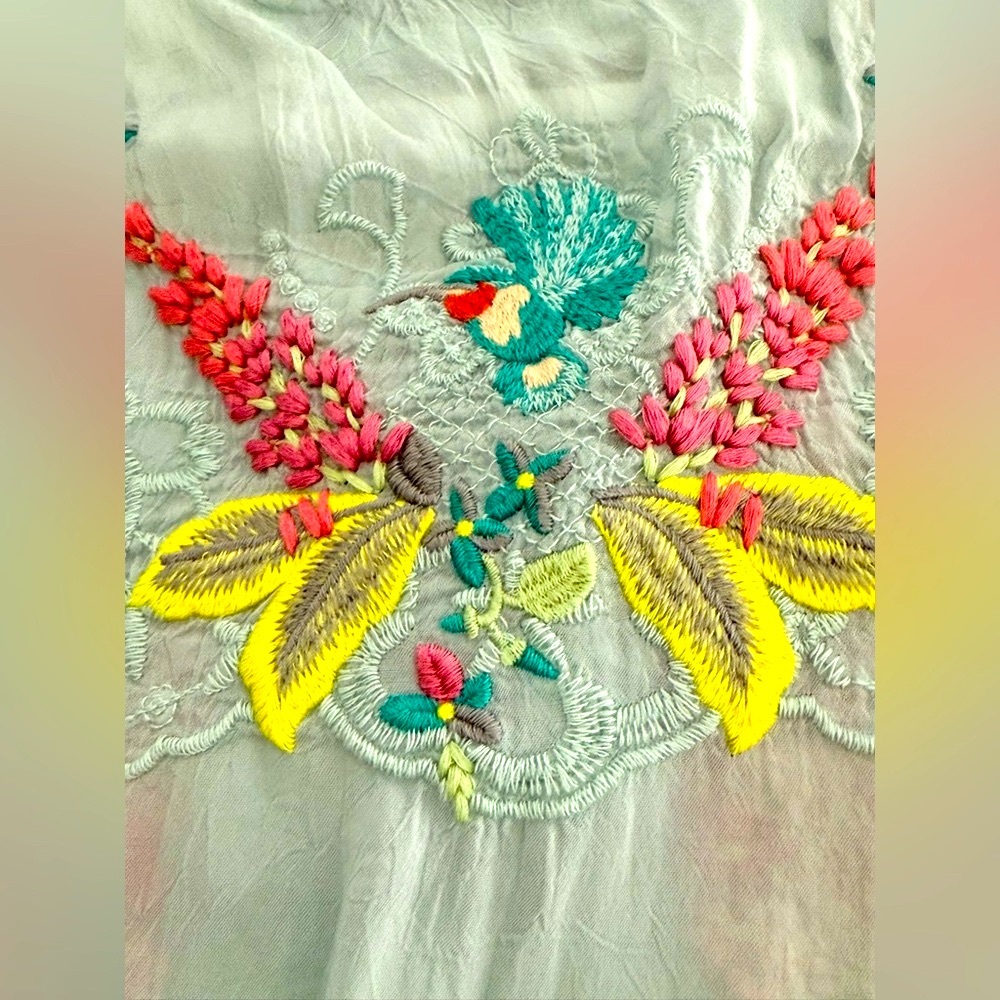 HPπJohnny Was Top with embroidered flowers - Picture 9 of 16